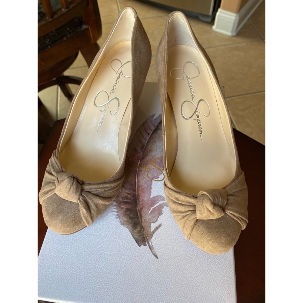Jessica Simpson Women Wedges Taupe Size 6M